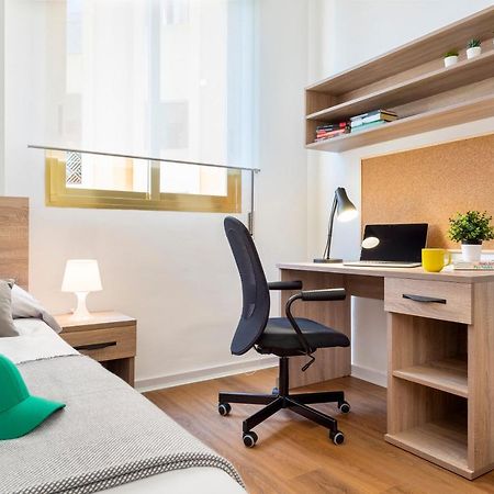 Micampus Armendariz Student Residence إشبيلية المظهر الخارجي الصورة
